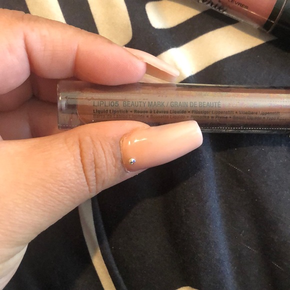 Lipstick/Matte - Picture 8 of 8